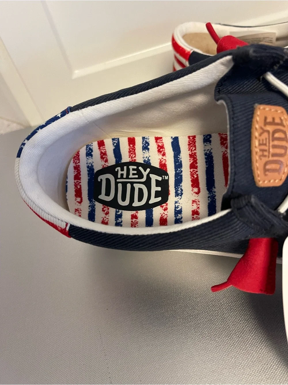 Men’s Hey Dude Wally Americana Slip On Shoes Navy White Blue Sz 8M NWB